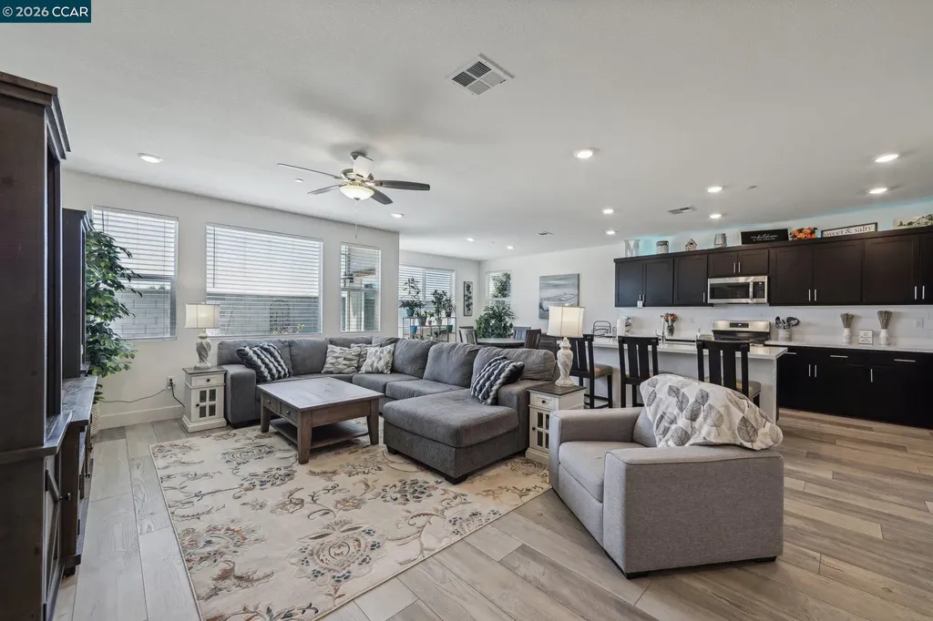 5342 Frisanco Way Antioch CA 94531