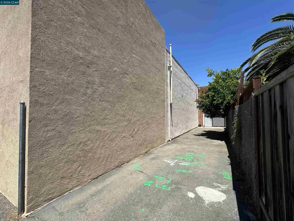 685 14th Street San Leandro CA 94577