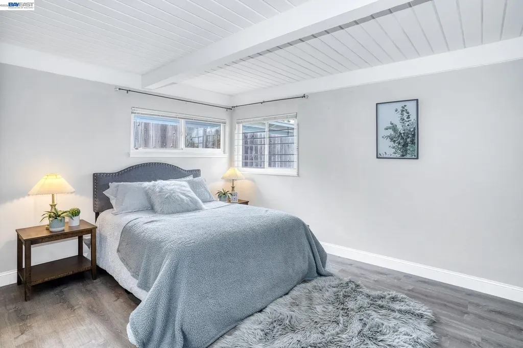 738 Lilly Hayward CA 94544