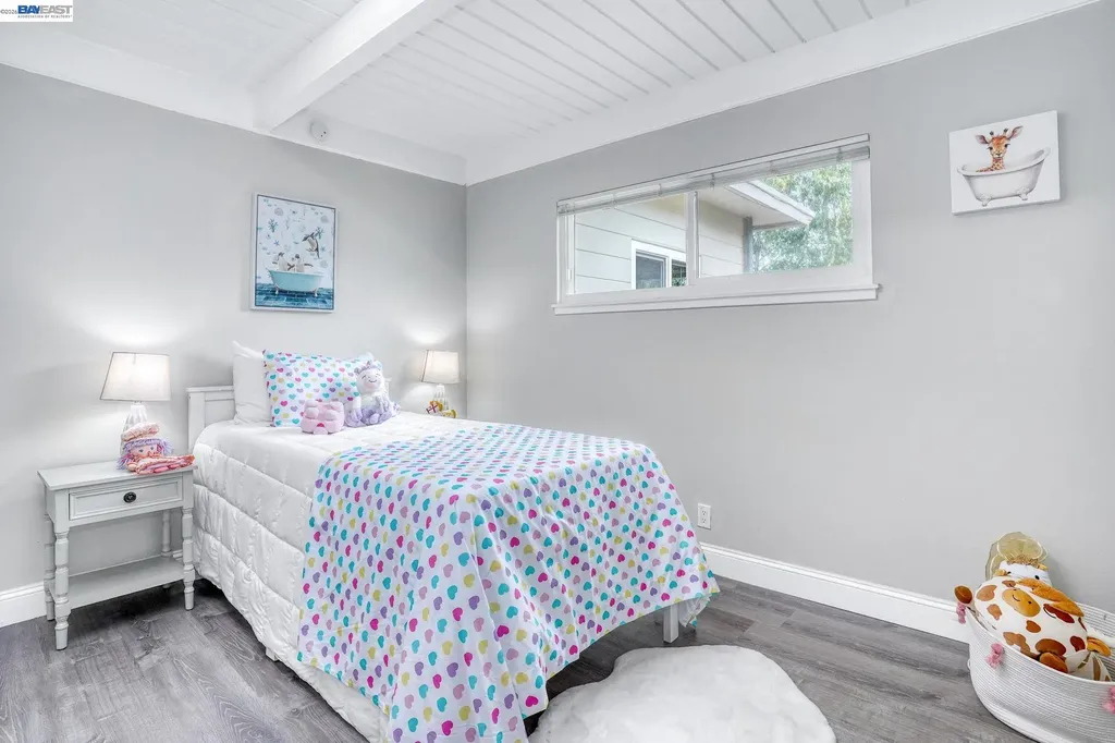 738 Lilly Hayward CA 94544