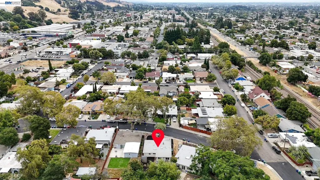 738 Lilly Hayward CA 94544