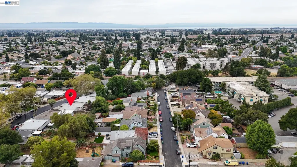 738 Lilly Hayward CA 94544