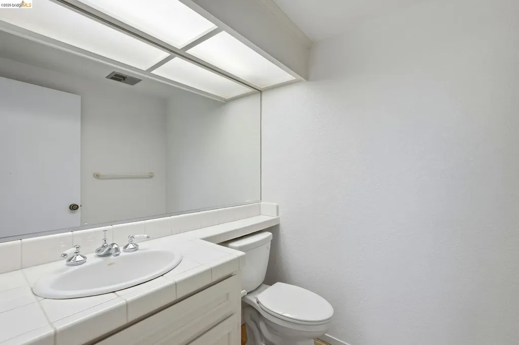 2231 Heathrow Place San Leandro CA 94577