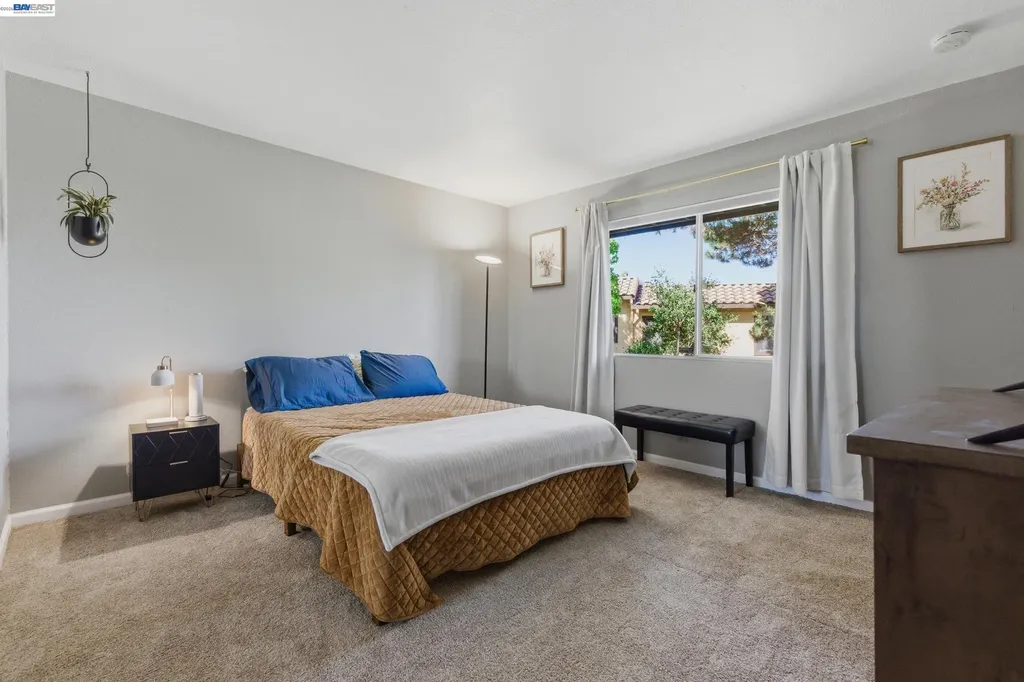 23004 Avis Lane Hayward CA 94541