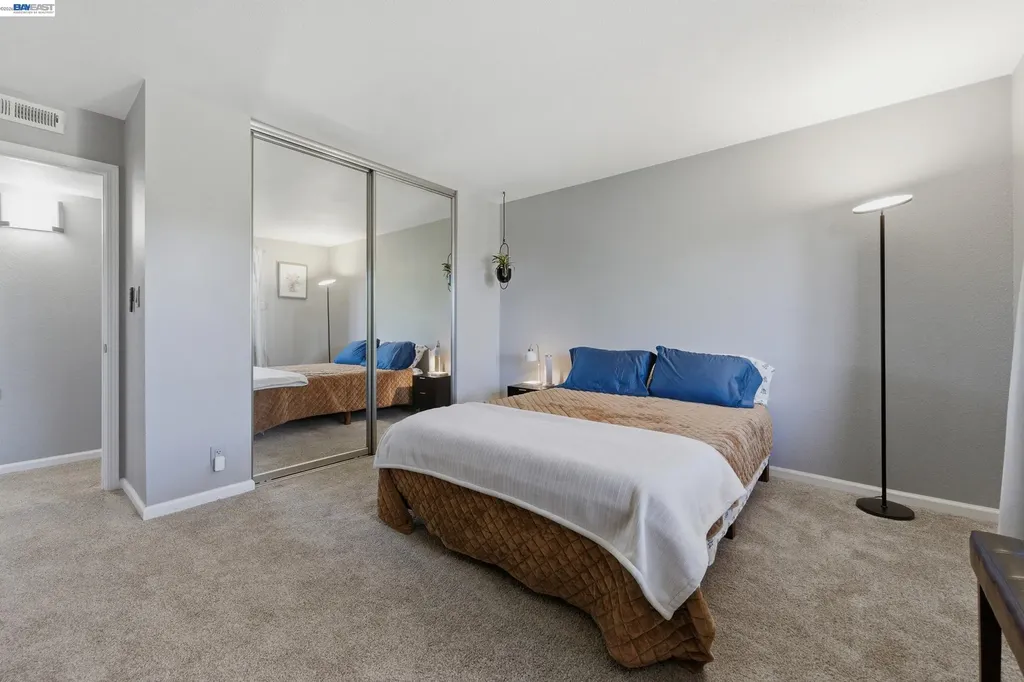 23004 Avis Lane Hayward CA 94541
