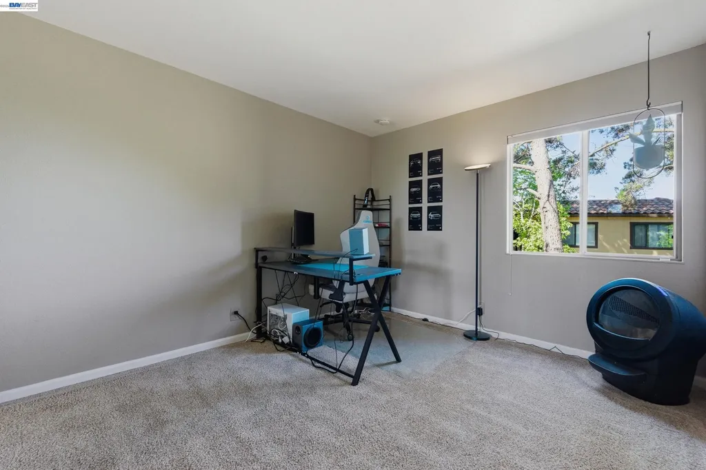 23004 Avis Lane Hayward CA 94541