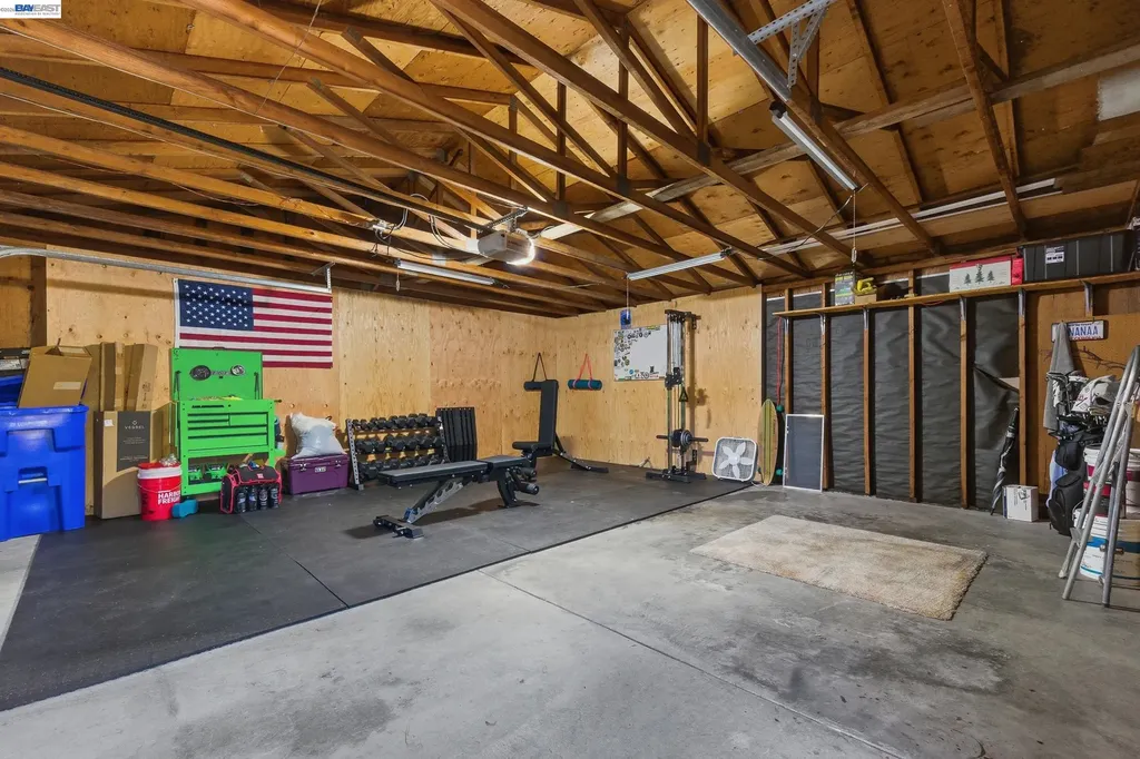 23004 Avis Lane Hayward CA 94541