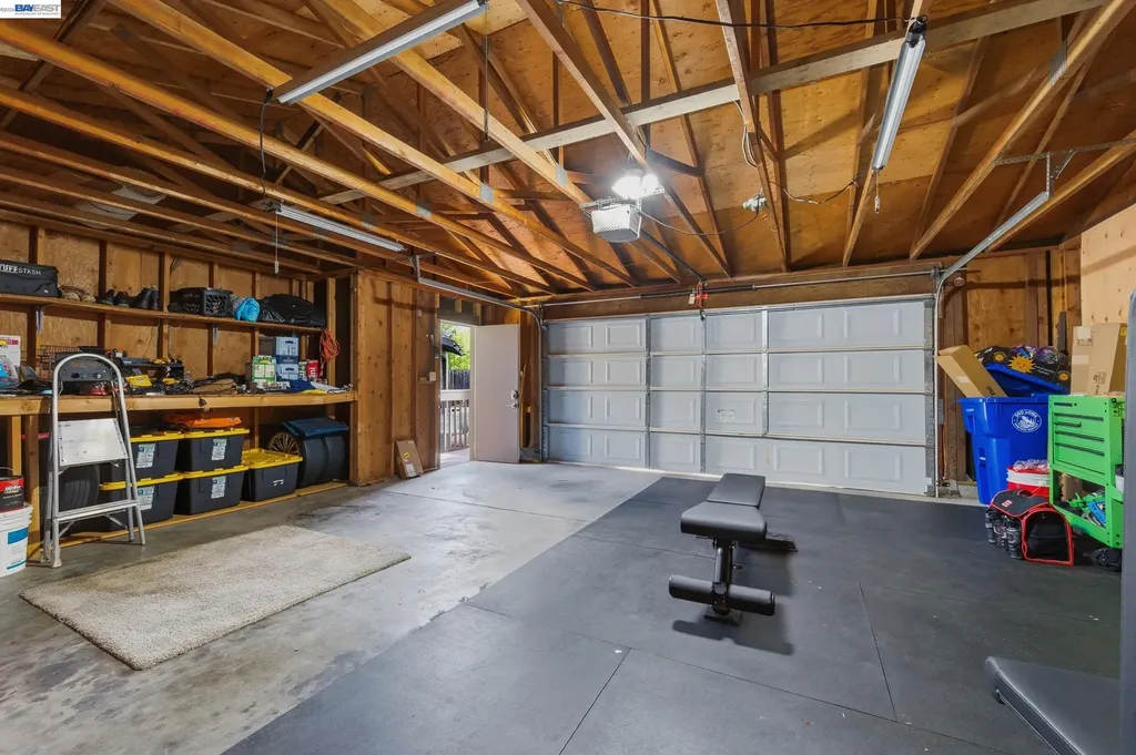 23004 Avis Lane Hayward CA 94541