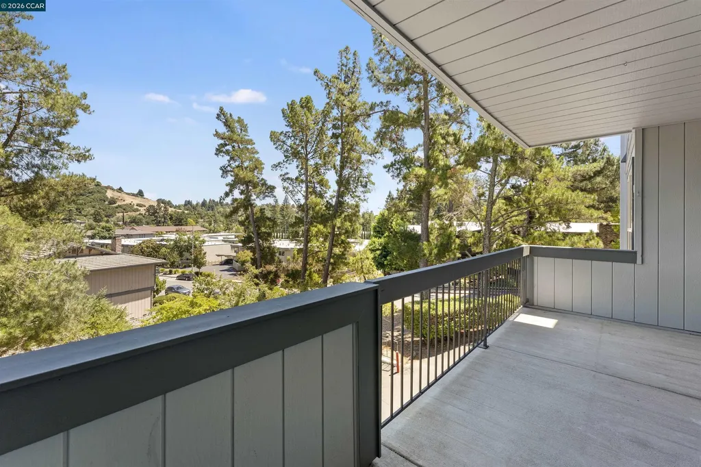 2091 Ascot Drive Moraga CA 94556