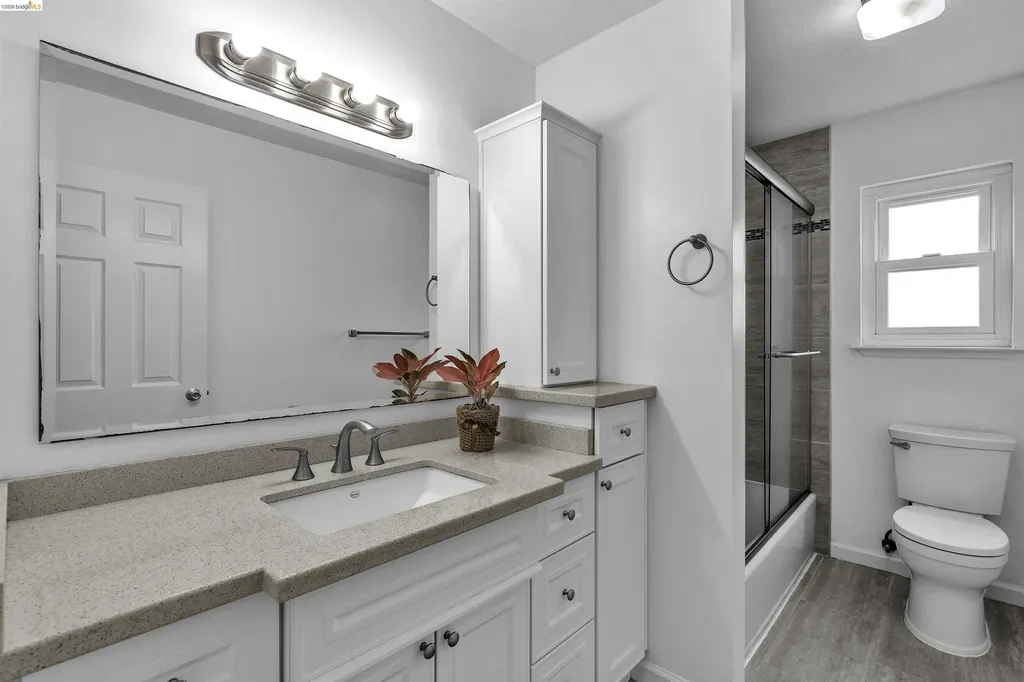 20278 Forest Avenue Castro Valley CA 94546