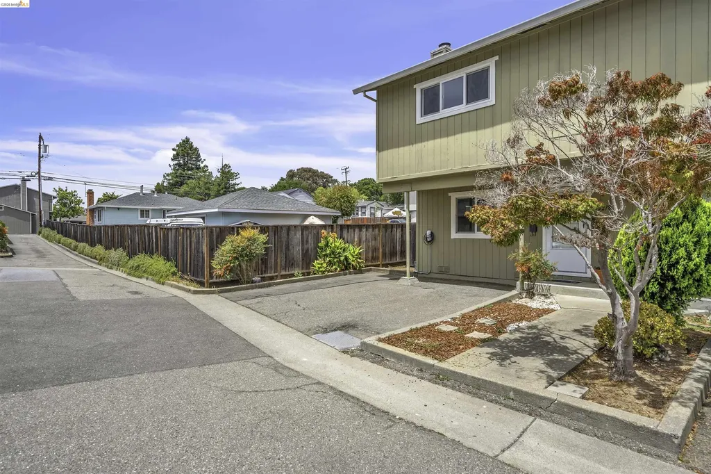 20278 Forest Avenue Castro Valley CA 94546