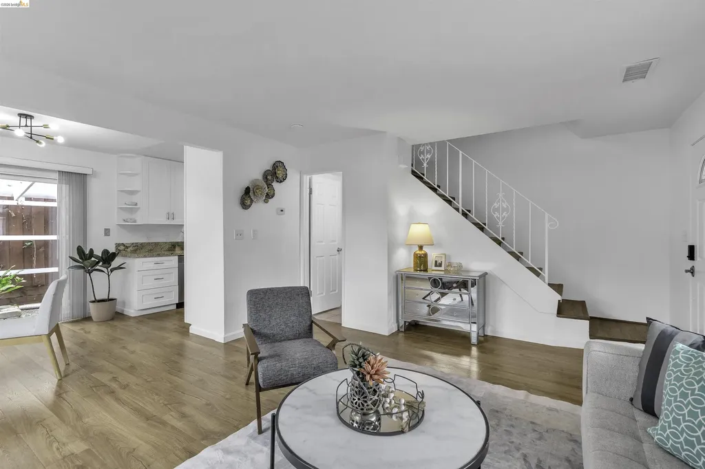 20278 Forest Avenue Castro Valley CA 94546