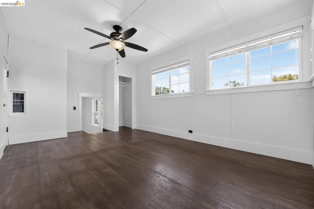 2701 Octavia Street Oakland CA 94619