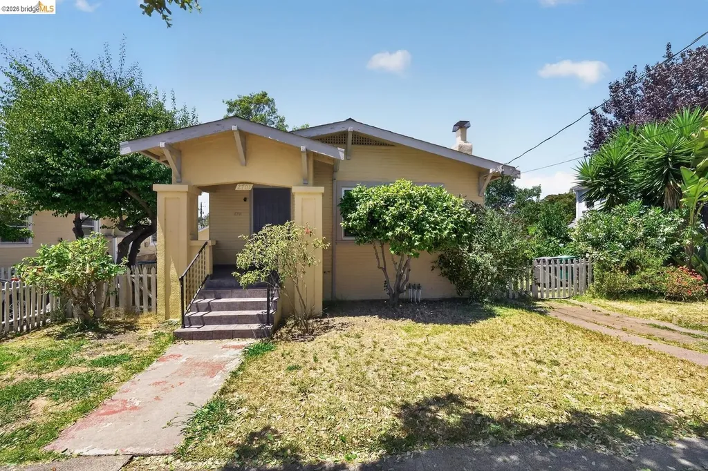 2701 Octavia Street Oakland CA 94619