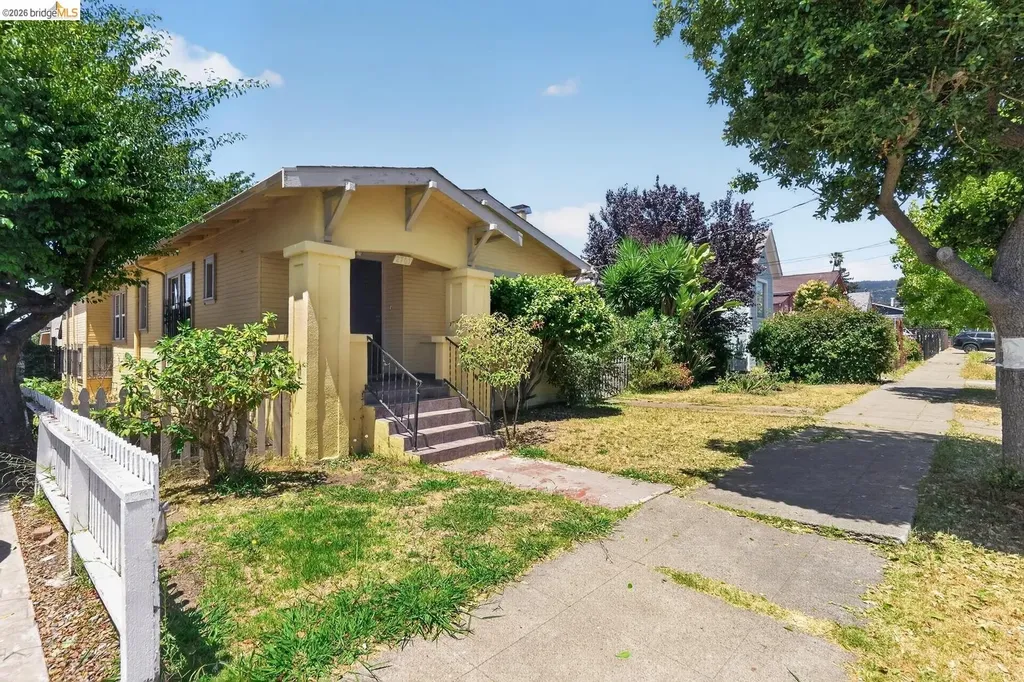 2701 Octavia Street Oakland CA 94619