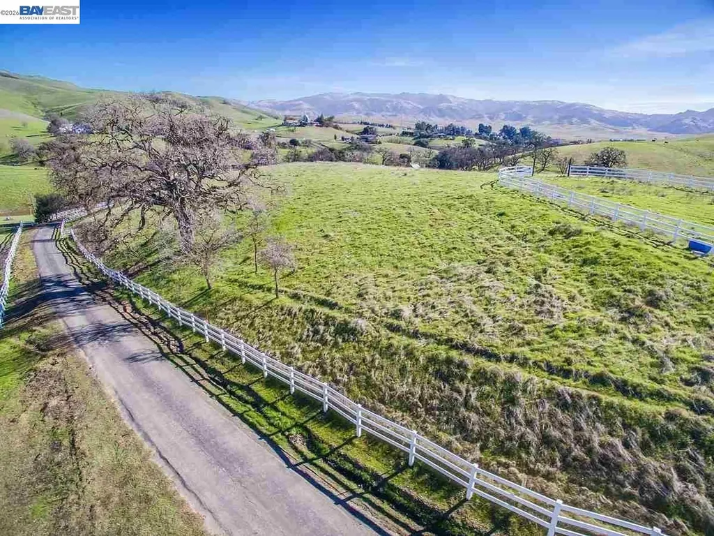 3329 Little Valley Road Sunol CA 94586