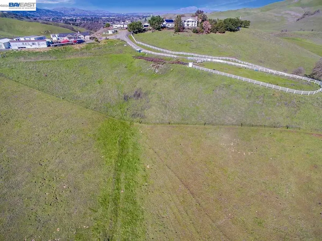 3329 Little Valley Road Sunol CA 94586
