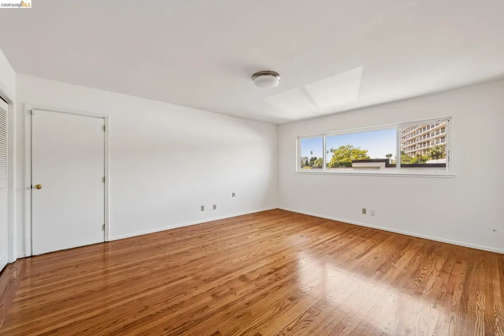 1410 Lakeshore Avenue Oakland CA 94606