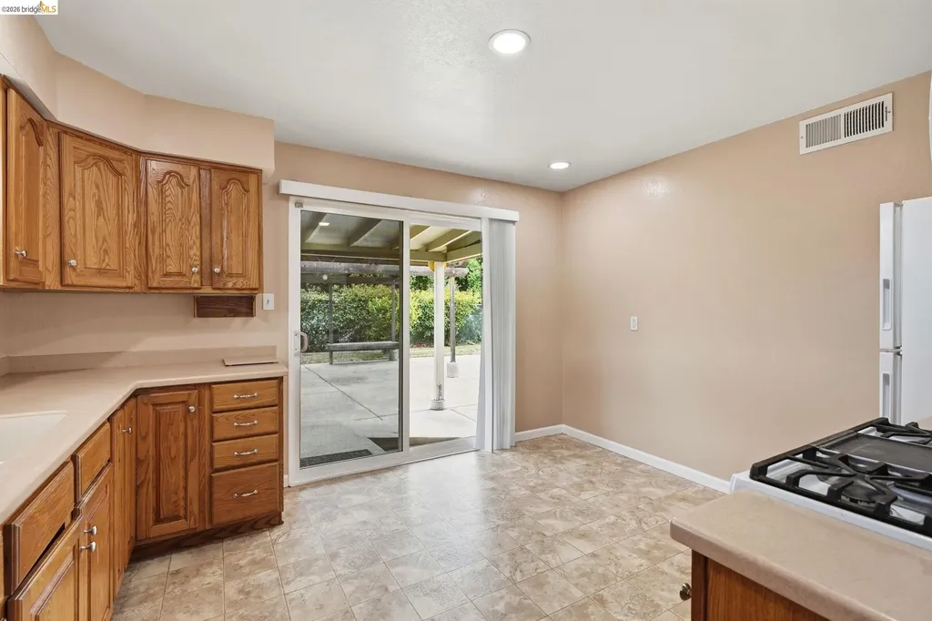 509 Putnam Antioch CA 94509