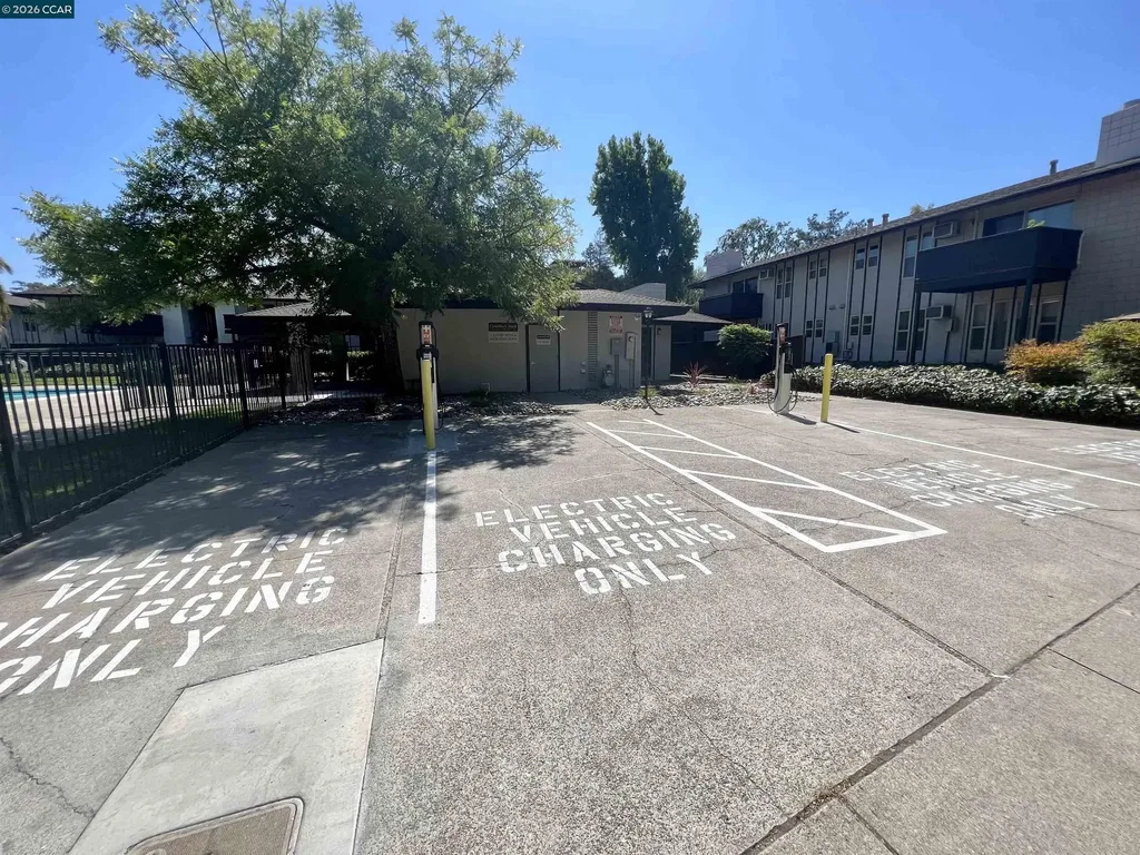 2060 Camel Lane Walnut Creek CA 94596
