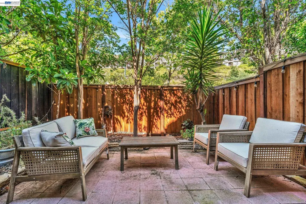 6003 Old Quarry Loop Oakland CA 94605