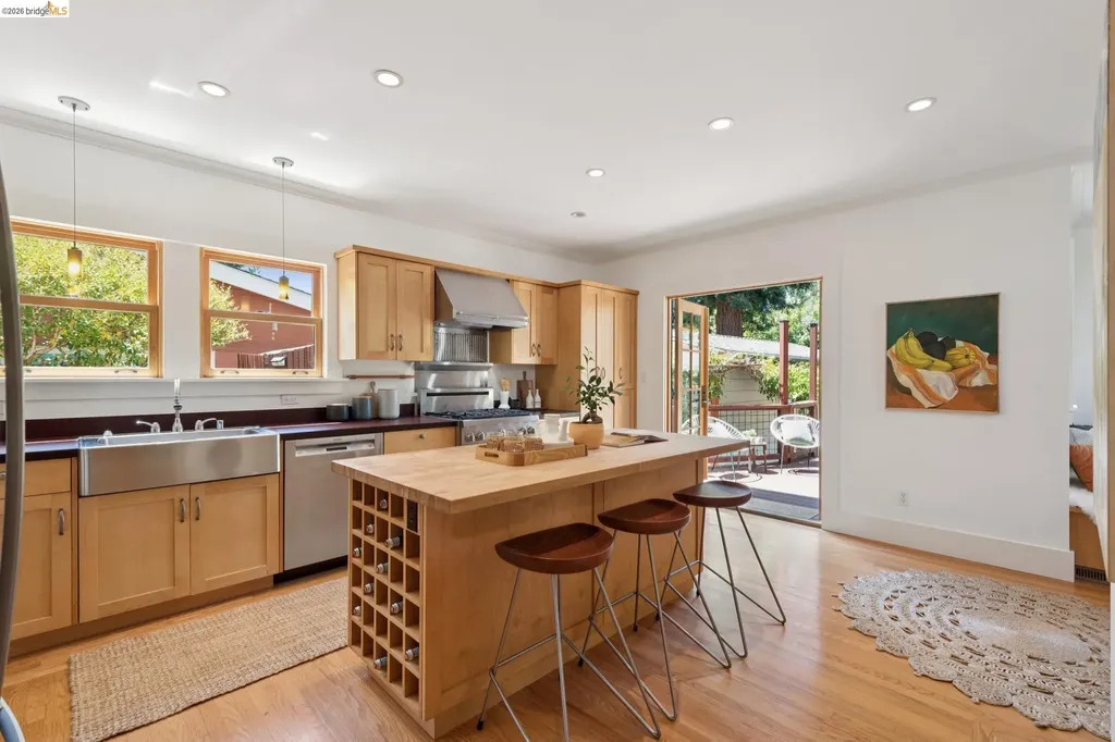 1645 Capistrano Avenue Berkeley CA 94707