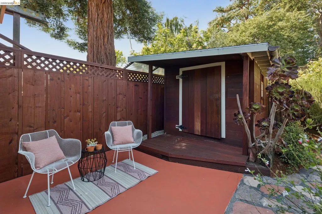 1645 Capistrano Avenue Berkeley CA 94707