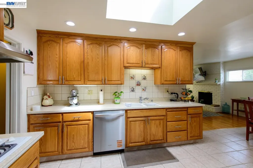 1356 Linton Street San Leandro CA 94577