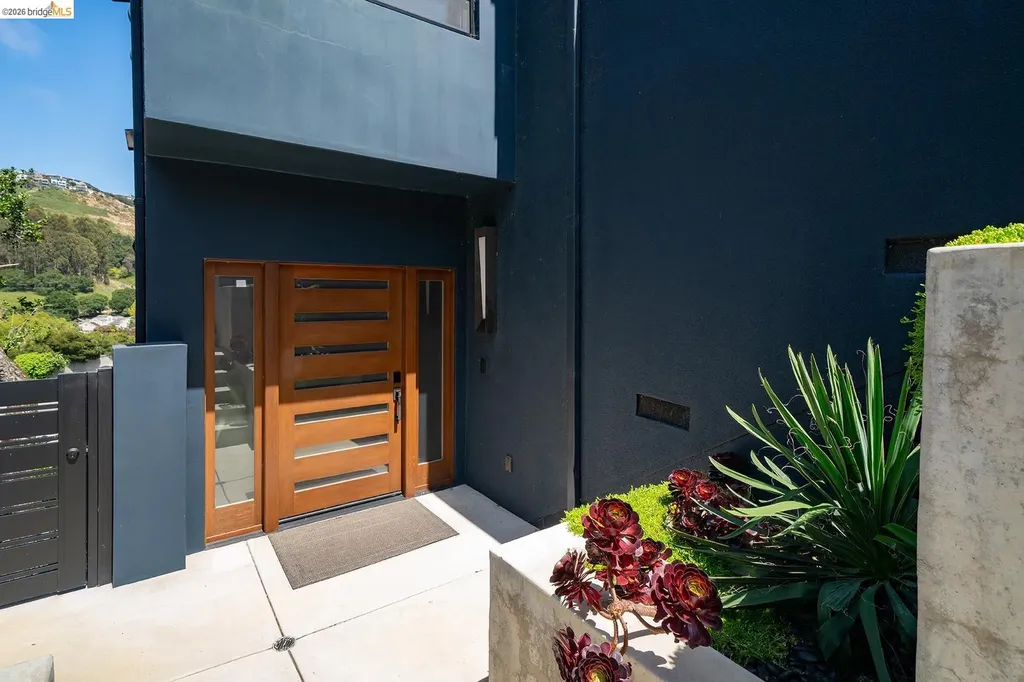 5656 Buena Vista Avenue Oakland CA 94618