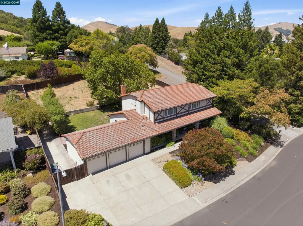 204 Lasso Circle San Ramon CA 94583