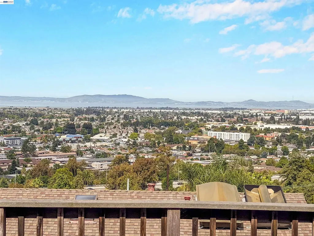 16805 President Drive Castro Valley CA 94578
