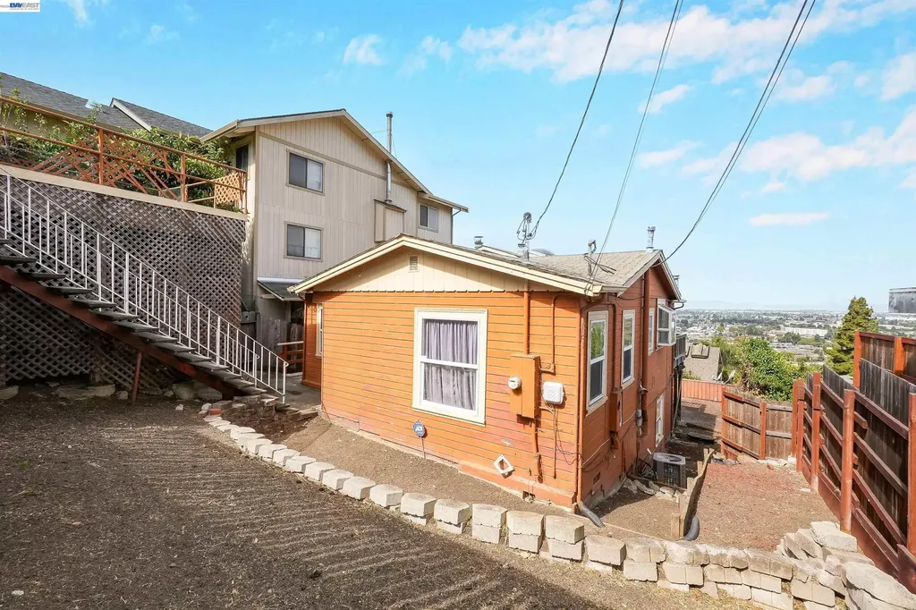 16805 President Drive Castro Valley CA 94578