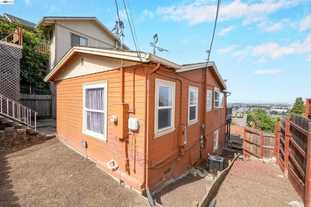 16805 President Drive Castro Valley CA 94578
