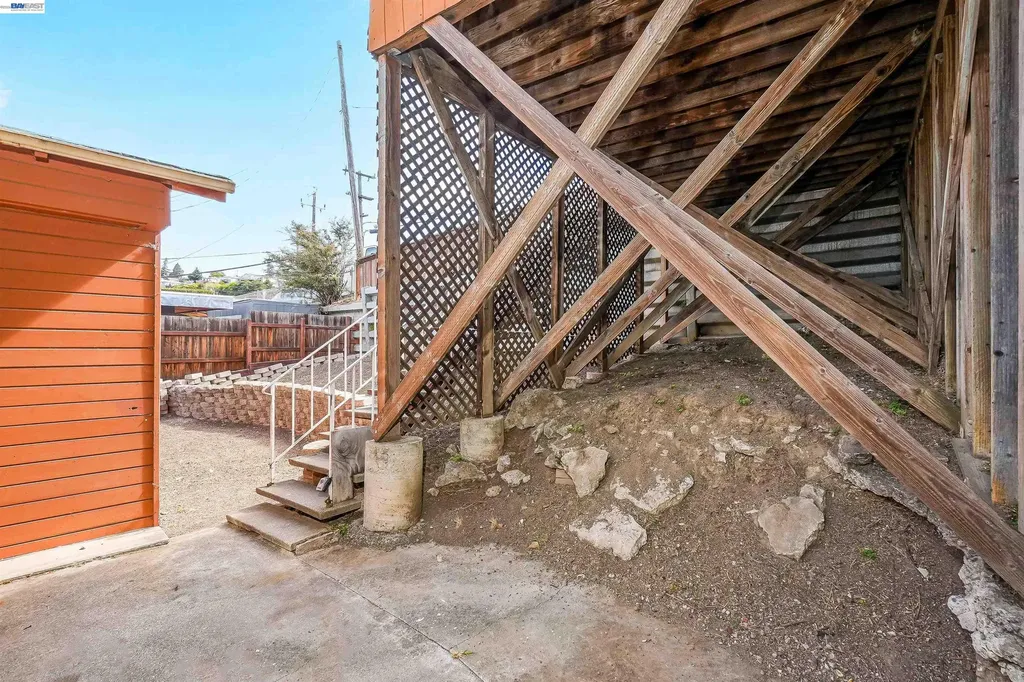 16805 President Drive Castro Valley CA 94578