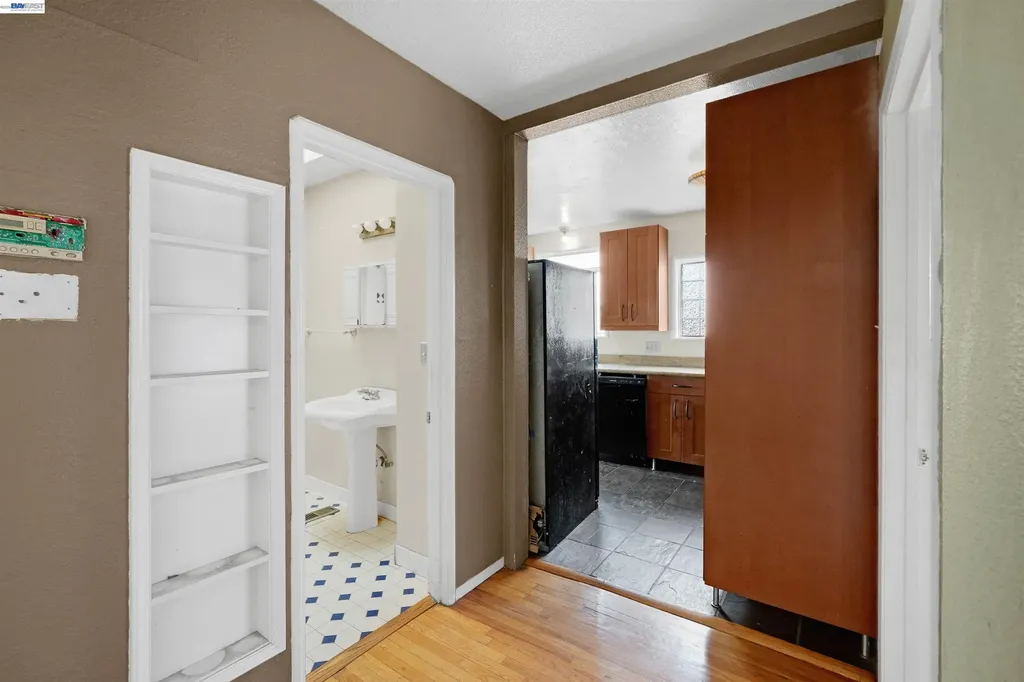 16805 President Drive Castro Valley CA 94578
