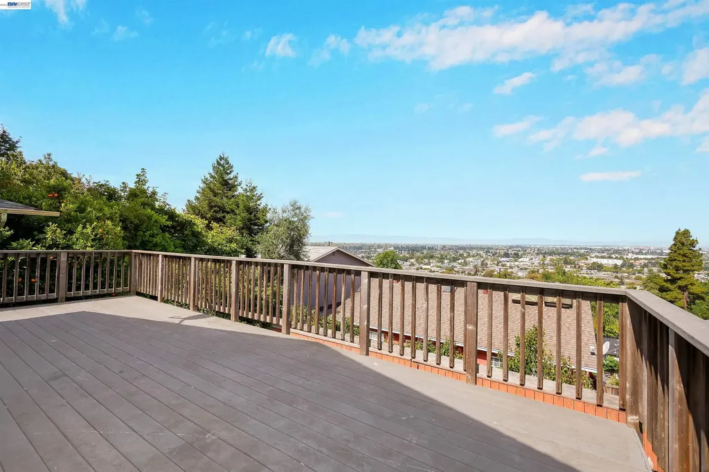 16805 President Drive Castro Valley CA 94578