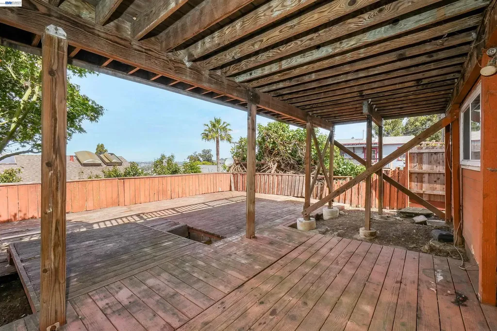 16805 President Drive Castro Valley CA 94578
