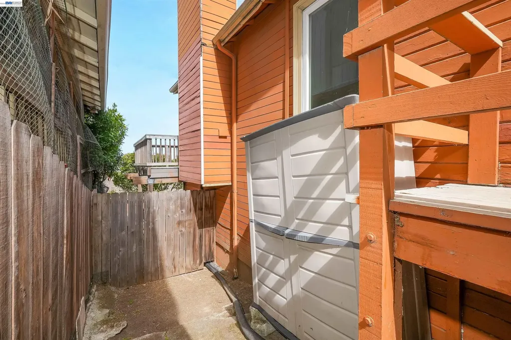 16805 President Drive Castro Valley CA 94578