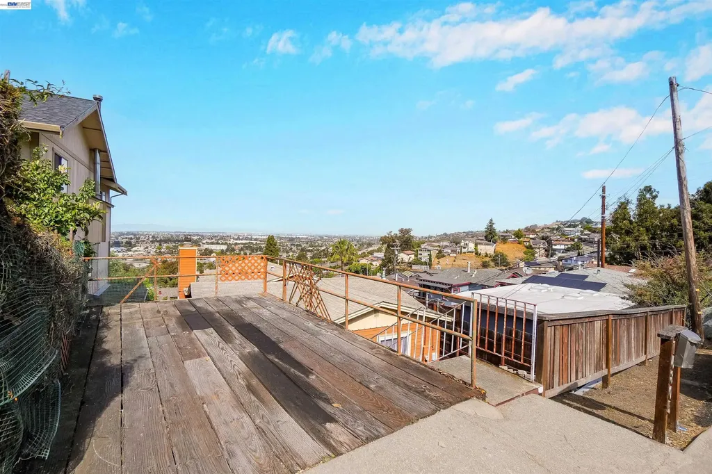 16805 President Drive Castro Valley CA 94578