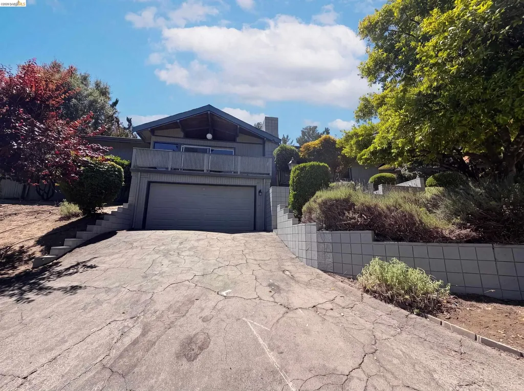 612 Tahos Road Orinda CA 94563