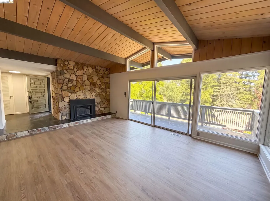612 Tahos Road Orinda CA 94563