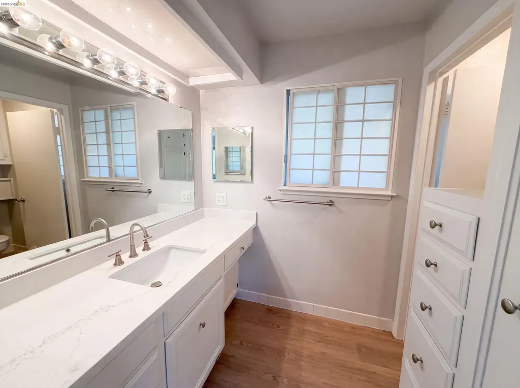 612 Tahos Road Orinda CA 94563