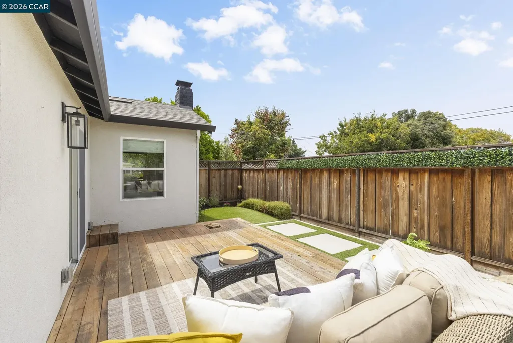 210 R Street Livermore CA 94550