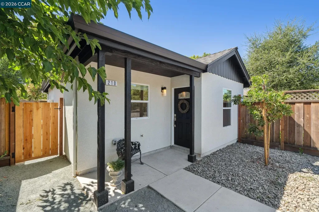 210 R Street Livermore CA 94550