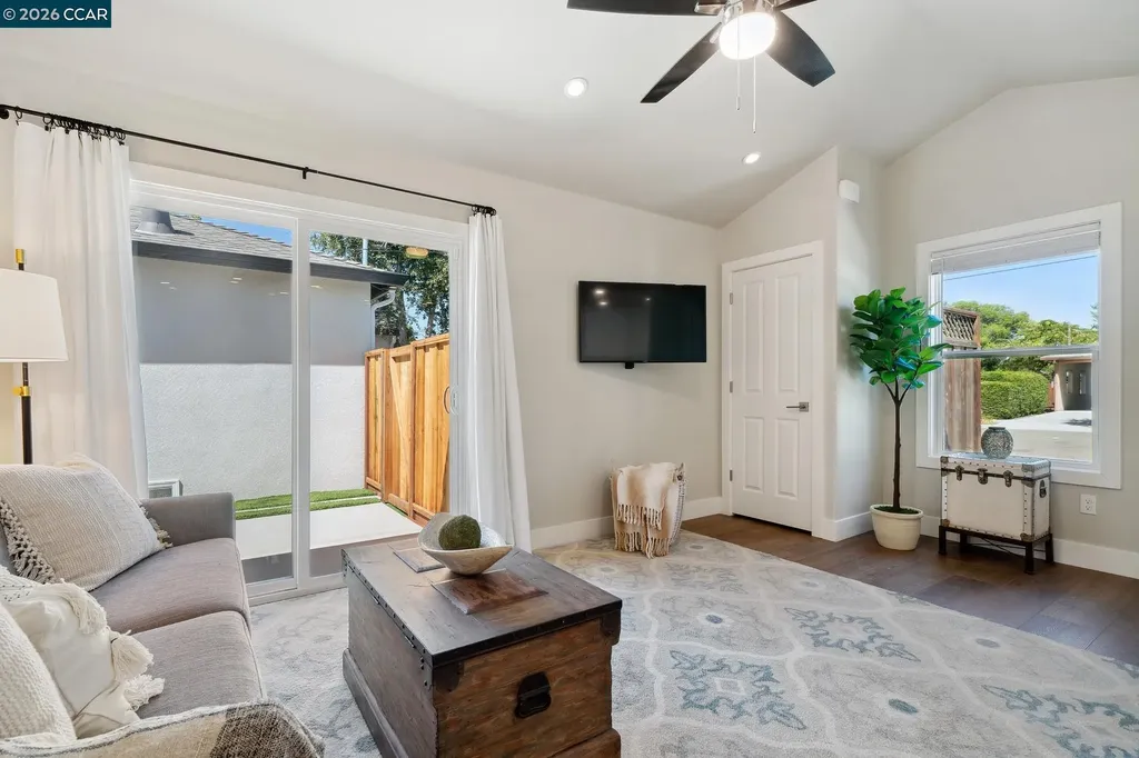 210 R Street Livermore CA 94550