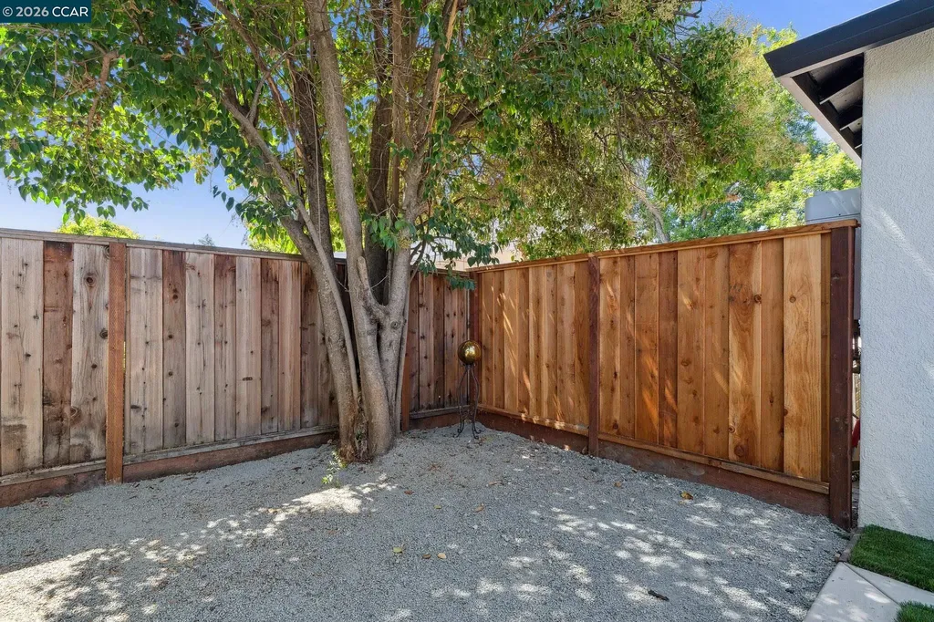 210 R Street Livermore CA 94550