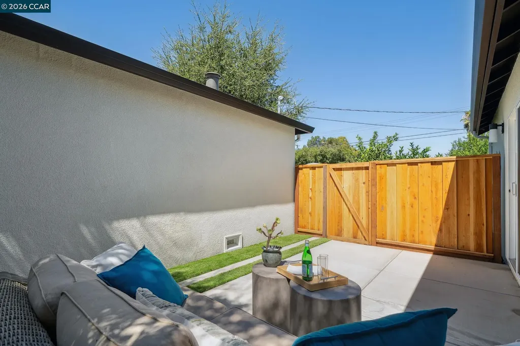 210 R Street Livermore CA 94550