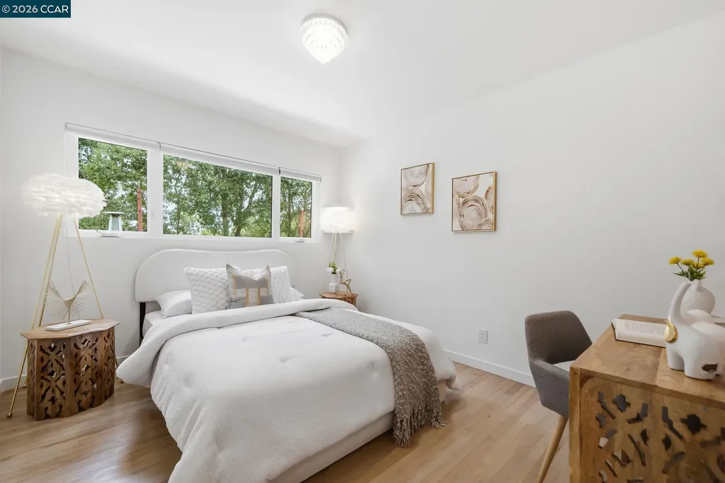 9 Easton Court Orinda CA 94563