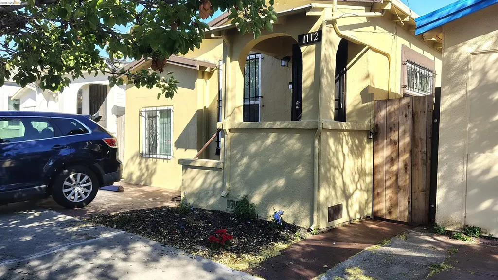 1112 82nd Avenue Oakland CA 94621