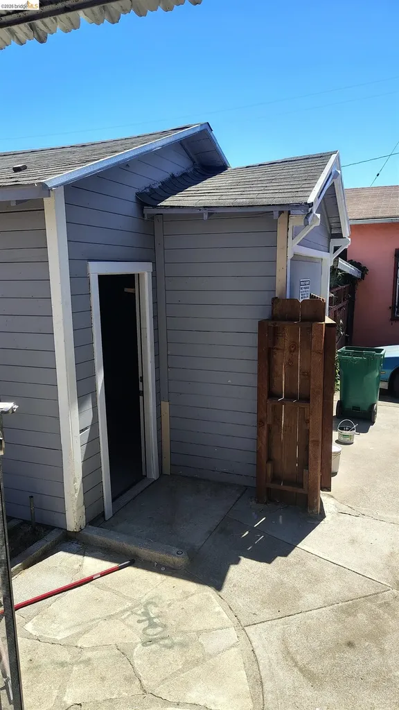 2608 75th Avenue Oakland CA 94605